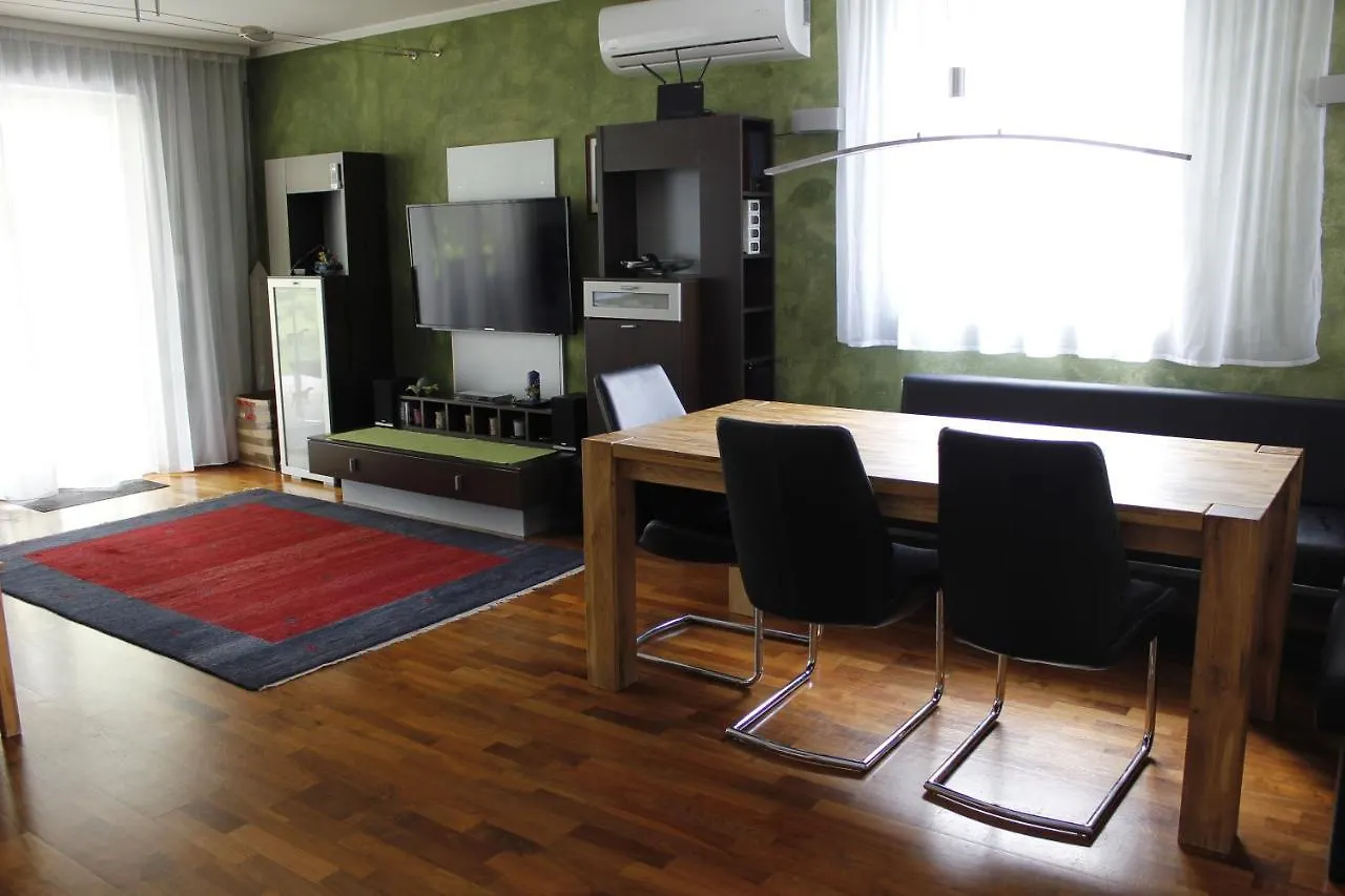 Haus Nahe Salzburg Stadt, 4 Personen, Salzburg-Umgebung Obersurheim
